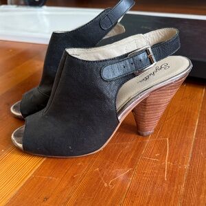 Seychelles Black Slingback Peep-Toe Heels